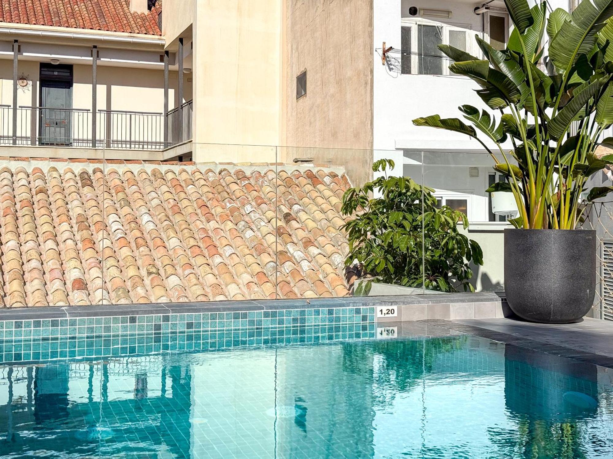 Coeo Hernan Ruiz Rooftop Pool Auberge de jeunesse