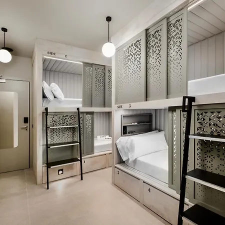 Coeo Hernan Ruiz Rooftop Pool Hostel Málaga Extérieur photo