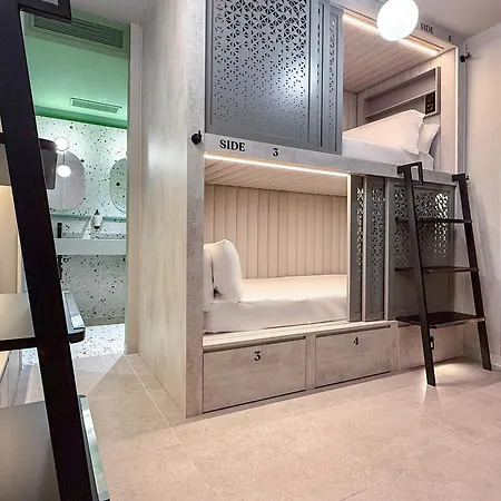 Coeo Hernan Ruiz Rooftop Pool Hostel Málaga Extérieur photo