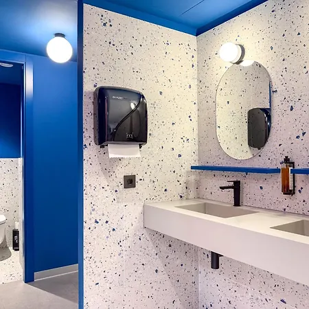 Coeo Hernan Ruiz Rooftop Pool Hostel Málaga Extérieur photo
