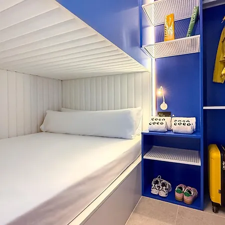 Coeo Hernan Ruiz Rooftop Pool Hostel Málaga Extérieur photo